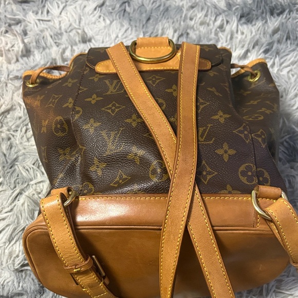 Luxury Brown Monogram Backpack - Picture 2 of 3